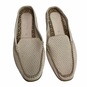 Soul of Africa Mules Size 9 White Leather faux Snake Skin